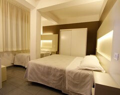 Hotel Desire' (Riccione, İtalya)