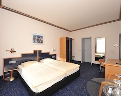 Hotel Insel (Cologne, Germany)