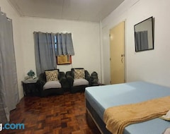 Aparthotel San Fabian Vacation Home (San Fabian, Filipinas)