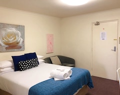 Hotelli Canberra Short Term and Holiday Accommodation (Canberra, Australia)