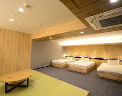 Hotelli First Cabin Midosuji Namba (Osaka, Japani)