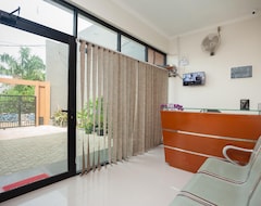 Khách sạn Hanna Residence Near Rspi Puri Indah Redpartner (Tangerang, Indonesia)