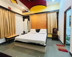Resort/Odmaralište Aashish Resort, Laxmangarh (Nawalgarh, Indija)
