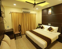 Hotel The Crescent Suites (Kochi, India)
