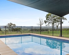 Toàn bộ căn nhà/căn hộ Heavenly Hideaway With Private Pool And Spa (Rothbury, Úc)