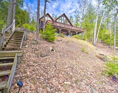 Hele huset/lejligheden New! Adirondack Oasis: Lake House W/ Dock + Deck! (Schroon Lake, USA)