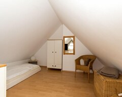 Hele huset/lejligheden Beacon - Atelier Am Strom - Maisonette Apartment, Quiet Location, 2 - 5 Pers. (Rostock, Tyskland)