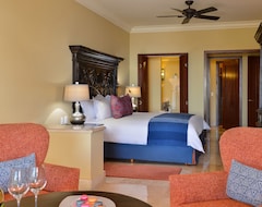 Hotel Pueblo Bonito Sunset Beach Golf & Spa Resort-Cabo San Lucas (Cabo San Lucas, Mexico)