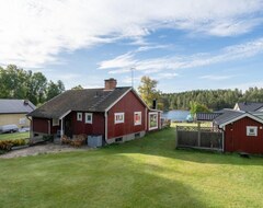 Casa/apartamento entero Vacation Home Toltorp (sdm100) In Strångsjö - 8 Persons, 4 Bedrooms (Katrineholm, Suecia)