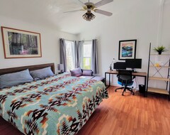 Toàn bộ căn nhà/căn hộ Mountain Terrace Retreat With Hot Tub On 8 Acres (Ahwahnee, Hoa Kỳ)