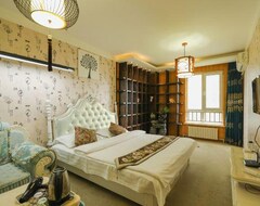 Hotel Wowo Love Theme Apartment (Šenjang, Kina)