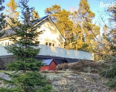 Casa/apartamento entero Beautiful Home In Vdd With Outdoor Swimming Pool, Wifi And 3 Bedrooms (Grisslehamn, Suecia)