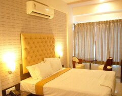 Hotel Vaishnavi (Solapur, India)