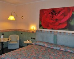 Khách sạn Green Hotel (Settimo Torinese, Ý)