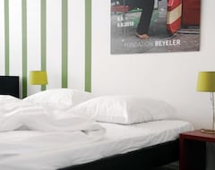 Hotelli Nest - Baarerstrasse 82 (Zug, Sveitsi)