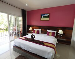 Khách sạn Hatzanda Lanta Resort (Koh Lanta City, Thái Lan)