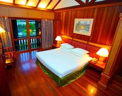 Hotel Batang Ai Longhouse Resort Managed By Hilton (Batang Ai, Malezija)