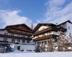 Central Hotel & Apart Mit Landhaus Central (Fuegen, Austrija)