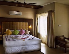 Hotelli The Wave Resort & Spa Waynad (Wayanad, Intia)