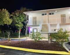 Hotel Host Inn (Daytona Beach, USA)