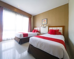 Hotel RedDoorz Plus near Universitas Negeri Makassar 2 (Makasar, Indonezija)