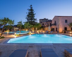 Khách sạn Spilia Village Hotel & Villas (Spilia, Hy Lạp)