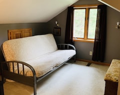 Entire House / Apartment All Season, Family Friendly Vacation Home In The Western Upper Peninsula (Kenton, USA)
