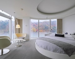 Hotel W Seoul Walkerhill (Seúl, Corea del Sur)