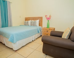 Hotel Connie's Comfort Suites (St. John´s, Antigua y Barbuda)