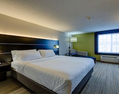 Khách sạn Holiday Inn Express & Suites Ashtabula-Geneva, an IHG Hotel (Ashtabula, Hoa Kỳ)