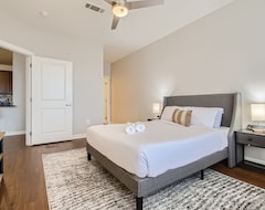 Hotelli !new! Corporate Suite Or Couples Retreat In The Gulch! (Nashville, Amerikan Yhdysvallat)