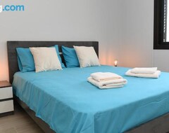 Cijela kuća/apartman Alexis Apartments - Newly Renovated 2-bedroom With Swimming Pool (Pafos, Cipar)