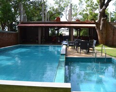 Hotel Ayubowan Resorts (Sigiriya, Šri Lanka)