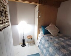 Hele huset/lejligheden Blue Birds Nest - Cozy 3 Bedroom Lakeside Cottage (Athens, Canada)