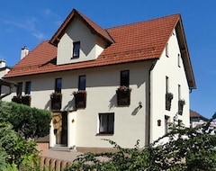 Toàn bộ căn nhà/căn hộ 4-star Guest House Hofmann (Döschnitz, Đức)
