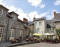 Hotelli Auberge Du Cheval Blanc (Châteaugiron, Ranska)
