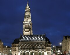 Hotel Grand Place (Arras, Francuska)