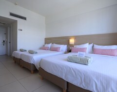 Sandy Beach Hotel & Spa - Ex Sentido (Larnaka, Kıbrıs)
