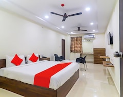 Hotel OYO Flagship Karan Suites (Hyderabad, Indija)