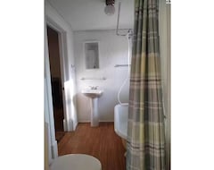 Entire House / Apartment Beautiful 2 Bedroom 1 Bathroom Condo (McPherson, USA)