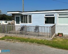Toàn bộ căn nhà/căn hộ 2 Bedroom Chalet Sb41, Sandown Bay, Isle Of Wight, Dog Friendly (Lake, Vương quốc Anh)