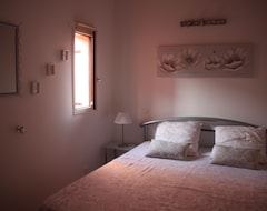 Toàn bộ căn nhà/căn hộ Mini Villa Porticcio Agosta Beach 3 Rooms Sleeps 6 (Albitreccia, Pháp)