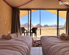 Hotel Luxury Bedouin Camp (Wadi Rum, Jordan)