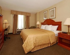 Clarion Hotel & Suites Conference Center (Columbus, Sjedinjene Američke Države)