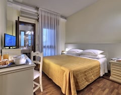Khách sạn Hotel Terme Patria (Abano Terme, Ý)