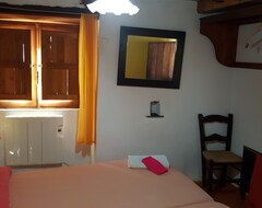 Cijela kuća/apartman House in quiet village. Ideal couples in Noceda del Bierzo Leon (Noceda del Bierzo, Španjolska)