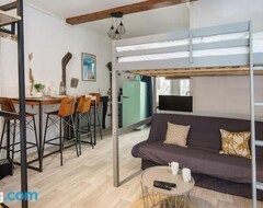 Entire House / Apartment Cabana & Le Petit Rousseau (Annecy, France)