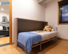 Entire House / Apartment Elegante Atico Duplex Con Parking (Vigo, Spain)