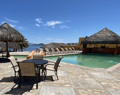 Hotel Los Vientos (Playa del Carmen, Mexico)