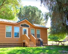 Resort/Odmaralište Soledad Canyon Rv & Camping Resort (Acton, Sjedinjene Američke Države)